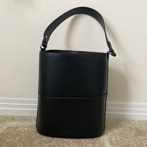 Freja New York - Tall Tote Black